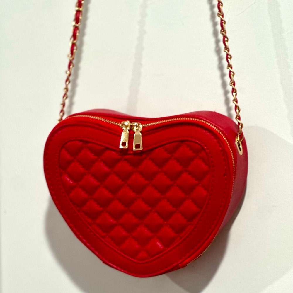 Red Heart Crossbody